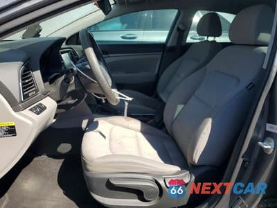 Zdjęcie 7 z 12 samochodu: 2018 HYUNDAI ELANTRA SEL VIN:5NPD84LF0JH357927 - miniatura
