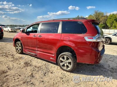 Drugie zdjęcie samochodu z przodu: 2019 TOYOTA SIENNA SE 8-PASSENGER VIN:5TDXZ3DC6KS985561 - miniatura