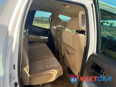 Zdjęcie 6 z 10 samochodu: 2008 TOYOTA TUNDRA GRADE VIN:5TFRU54138X012836 - miniatura