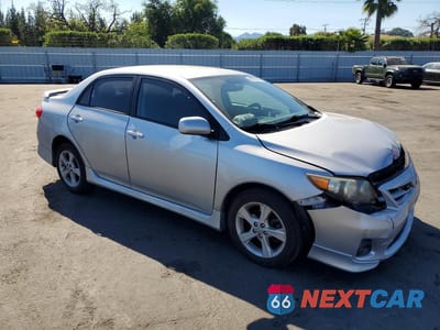 Czwarte zdjęcie samochodu z boku: 2011 TOYOTA COROLLA S VIN:2T1BU4EE0BC598284 - miniatura