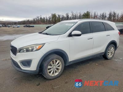 2016 KIA SORENTO LX 5XYPG4A38GG018826 - główne zdjęcie licytacji z USA - miniatura