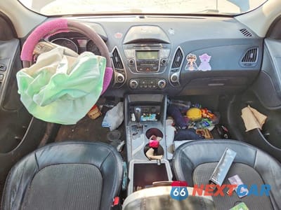 Zdjęcie 8 z 11 samochodu: 2012 HYUNDAI TUCSON GLS VIN:KM8JU3AC6CU454913 - miniatura