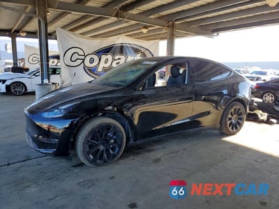 2024 TESLA MODEL Y 7SAYGDEE1RF002366 - główne zdjęcie licytacji z USA - miniatura