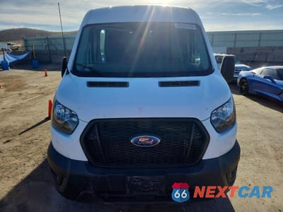 Piąte zdjęcie samochodu w środku: 2022 FORD TRANSIT T-150 VIN:1FTYE1C82NKA45349 - miniatura