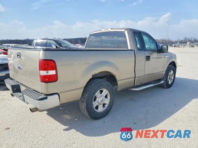 Trzecie zdjęcie samochodu z tyłu: 2004 FORD F150 VIN:1FTRF12W34NA74177 - miniatura