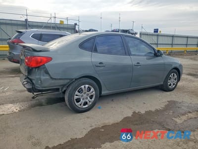 Trzecie zdjęcie samochodu z tyłu: 2010 HYUNDAI ELANTRA VIN:KMHDU4AD0AU019457 - miniatura