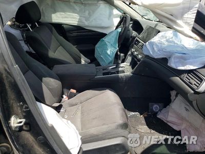 Zdjęcie 7 z 13 samochodu: 2019 HONDA ACCORD EX VIN:1HGCV1F47KA136297 - miniatura