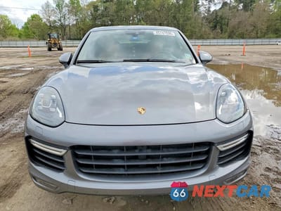 Piąte zdjęcie samochodu w środku: 2016 PORSCHE CAYENNE TURBO VIN:WP1AC2A27GLA88558 - miniatura