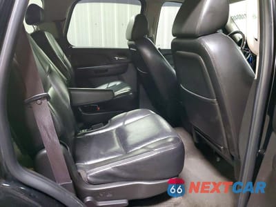 Zdjęcie 11 z 13 samochodu: 2009 GMC YUKON DENALI VIN:1GKFK032X9R279438 - miniatura
