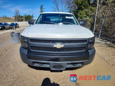 Piąte zdjęcie samochodu w środku: 2008 CHEVROLET SILVERADO K1500 VIN:2GCEK133881311588 - miniatura