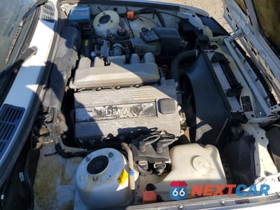 Zdjęcie 11 z 12 samochodu: 1991 BMW 318 I VIN:WBAAJ9317MEJ05747 - miniatura