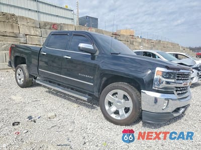 Czwarte zdjęcie samochodu z boku: 2017 CHEVROLET SILVERADO K1500 LTZ VIN:3GCUKSEJ4HG481189 - miniatura