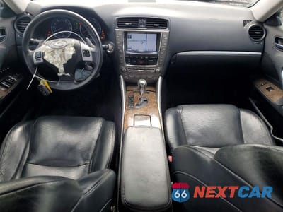Zdjęcie 8 z 11 samochodu: 2011 LEXUS IS 350 BASE VIN:JTHCE5C2XB5001430 - miniatura
