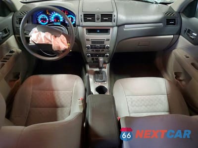 Zdjęcie 8 z 11 samochodu: 2011 FORD FUSION SE VIN:3FAHP0HA7BR301434 - miniatura