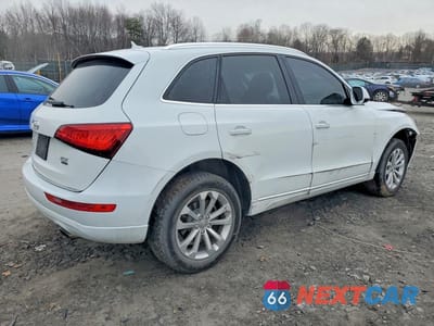 Trzecie zdjęcie samochodu z tyłu: 2016 AUDI Q5 PREMIUM PLUS VIN:WA1L2AFP4GA106502 - miniatura