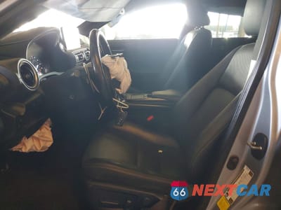 Zdjęcie 7 z 12 samochodu: 2022 LEXUS IS 300 BASE VIN:JTHD81F2XN5050034 - miniatura