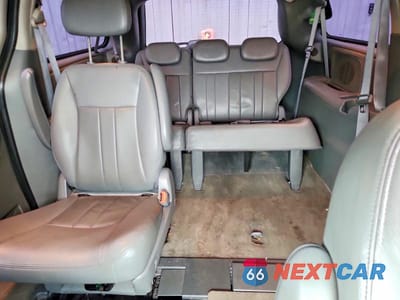 Zdjęcie 10 z 12 samochodu: 2006 DODGE GRAND CARAVAN SXT VIN:2D4GP44LX6R884164 - miniatura
