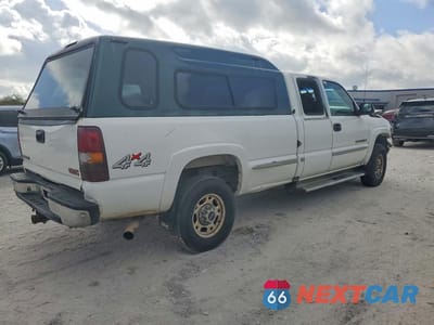 Trzecie zdjęcie samochodu z tyłu: 2001 GMC SIERRA K2500 HEAVY DUTY VIN:1GTHK29U41E308260 - miniatura