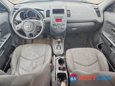 Zdjęcie 8 z 12 samochodu: 2013 KIA SOUL VIN:KNDJT2A5XD7524660 - miniatura