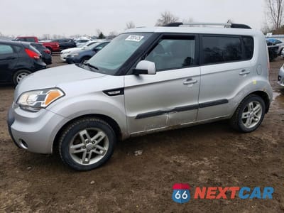 2011 KIA SOUL + KNDJT2A24B7705899 - główne zdjęcie licytacji z USA - miniatura