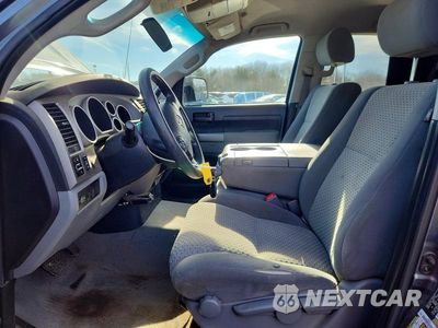 Zdjęcie 7 z 11 samochodu: 2010 TOYOTA TUNDRA GRADE VIN:5TFCY5F17AX010732 - miniatura