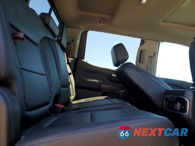 Zdjęcie 10 z 11 samochodu: 2021 GMC SIERRA K1500 SLT VIN:3GTU9DED0MG225109 - miniatura