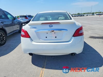 Zdjęcie 6 z 12 samochodu: 2009 NISSAN MAXIMA 3.5 S VIN:1N4AA51E49C806143 - miniatura