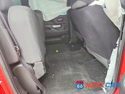 Zdjęcie 10 z 11 samochodu: 2018 CHEVROLET SILVERADO K1500 LT VIN:3GCUKREC2JG441712 - miniatura