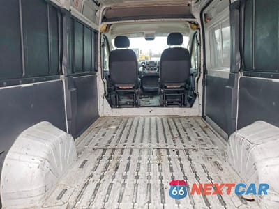 Zdjęcie 10 z 12 samochodu: 2018 RAM PROMASTER 2500 DELIVERY VAN VIN:3C6TRVCG1JE138977 - miniatura