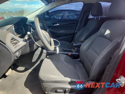 Zdjęcie 7 z 11 samochodu: 2018 CHEVROLET CRUZE LT VIN:1G1BE5SM2J7236495 - miniatura