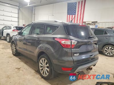 Drugie zdjęcie samochodu z przodu: 2018 FORD ESCAPE TITANIUM VIN:1FMCU9J95JUA84647 - miniatura