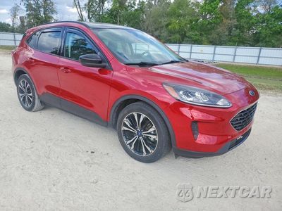 Czwarte zdjęcie samochodu z boku: 2021 FORD ESCAPE SE VIN:1FMCU0BZ1MUA18062 - miniatura