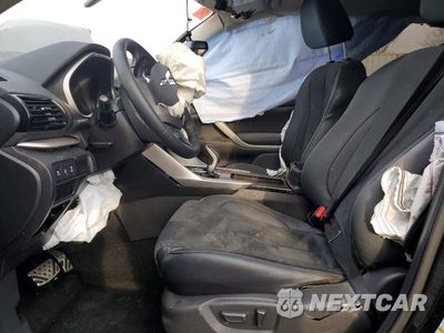 Zdjęcie 7 z 13 samochodu: 2023 MITSUBISHI ECLIPSE CROSS SE VIN:JA4ATWAA6PZ054523 - miniatura
