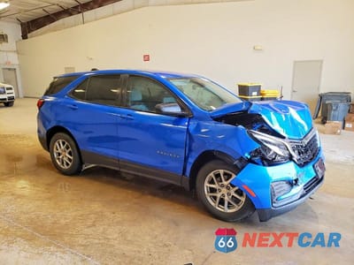 Czwarte zdjęcie samochodu z boku: 2024 CHEVROLET EQUINOX LS VIN:3GNAXHEG6RL190267 - miniatura
