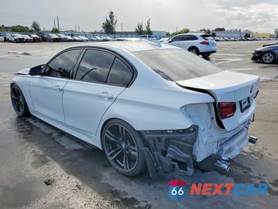 Drugie zdjęcie samochodu z przodu: 2018 BMW 340 I VIN:WBA8B3C50JK819356 - miniatura