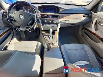 Zdjęcie 8 z 11 samochodu: 2010 BMW 328 I VIN:WBAPH7G57ANM48545 - miniatura