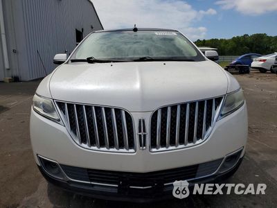 Piąte zdjęcie samochodu w środku: 2015 LINCOLN MKX VIN:2LMDJ8JK9FBL30563 - miniatura