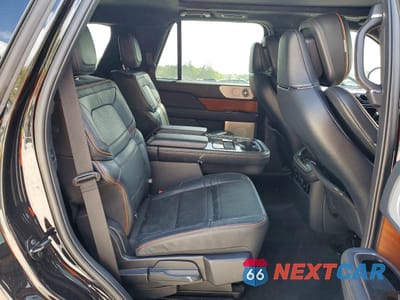 Zdjęcie 11 z 14 samochodu: 2023 LINCOLN NAVIGATOR BLACK LABEL VIN:5LMJJ2TG9PEL07646 - miniatura