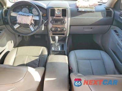 Zdjęcie 8 z 13 samochodu: 2007 CHRYSLER 300 TOURING VIN:2C3KA53G77H608491 - miniatura