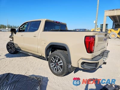 Drugie zdjęcie samochodu z przodu: 2023 GMC SIERRA K1500 AT4 VIN:1GTUUEEL9PZ196855 - miniatura