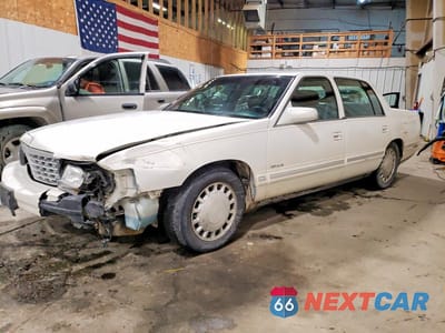 1998 CADILLAC DEVILLE 1G6KD54Y8WU775421 - główne zdjęcie licytacji z USA - miniatura