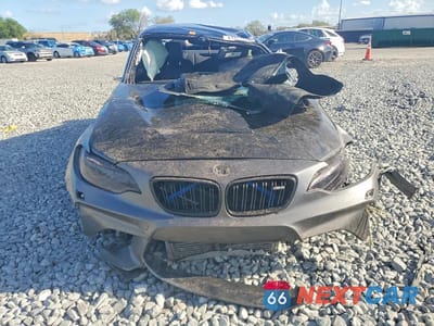 Piąte zdjęcie samochodu w środku: 2017 BMW M2 VIN:WBS1H9C37HV887840 - miniatura