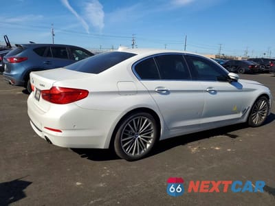 Trzecie zdjęcie samochodu z tyłu: 2017 BMW 530 I VIN:WBAJA5C32HG897083 - miniatura