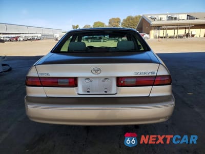 Zdjęcie 6 z 11 samochodu: 1998 TOYOTA CAMRY VIN:JT2BG28KXW0183446 - miniatura