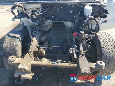 Zdjęcie 11 z 12 samochodu: 2005 CHEVROLET TAHOE K1500 VIN:1GNEK13T85R209864 - miniatura