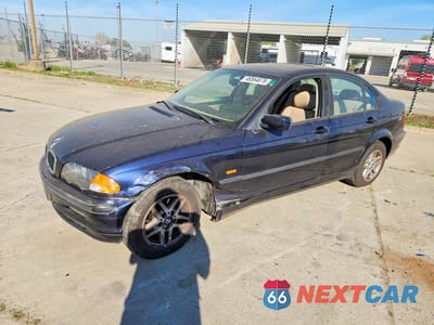 2000 BMW 323 I WBAAM3347YFP72509 - główne zdjęcie licytacji z USA - miniatura