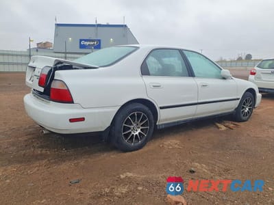 Trzecie zdjęcie samochodu z tyłu: 1997 HONDA ACCORD LX VIN:1HGCD5632VA052183 - miniatura