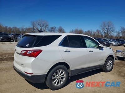 Trzecie zdjęcie samochodu z tyłu: 2018 CHEVROLET EQUINOX LT VIN:2GNAXSEV7J6304538 - miniatura