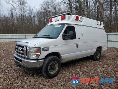 2014 FORD E350 AMBULANCE 1FDSS3EL7EDB15066 - główne zdjęcie licytacji z USA - miniatura