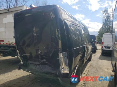 Trzecie zdjęcie samochodu z tyłu: 2022 MERCEDES BENZ SPRINTER 2500 DELIVERY VAN VIN:W1Y4EDVY4NT112990 - miniatura